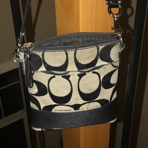 Beautiful Small coach cross body purse
